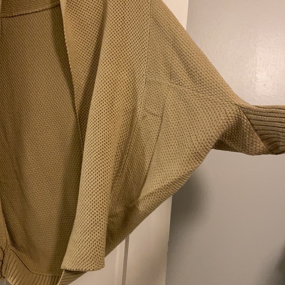 Cardigan - Picture 2 of 2